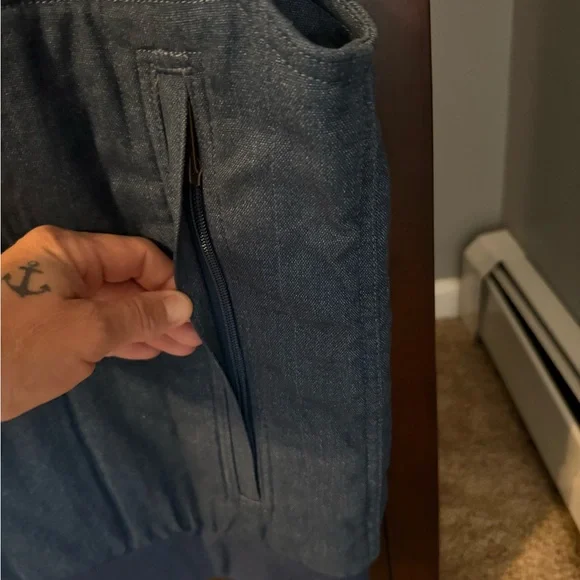 Patagonia Navy Utility Vest - Picture 6 of 6